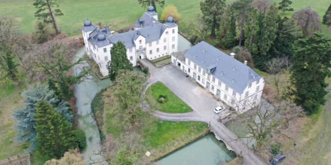 Schloss Eggeringhausen in Mellrich * Foto: Henning Süggeler